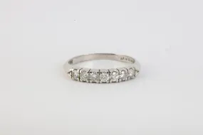 950 Platinum 0.50tcw Diamond Wedding Band Size 5.25 (2.83g.)