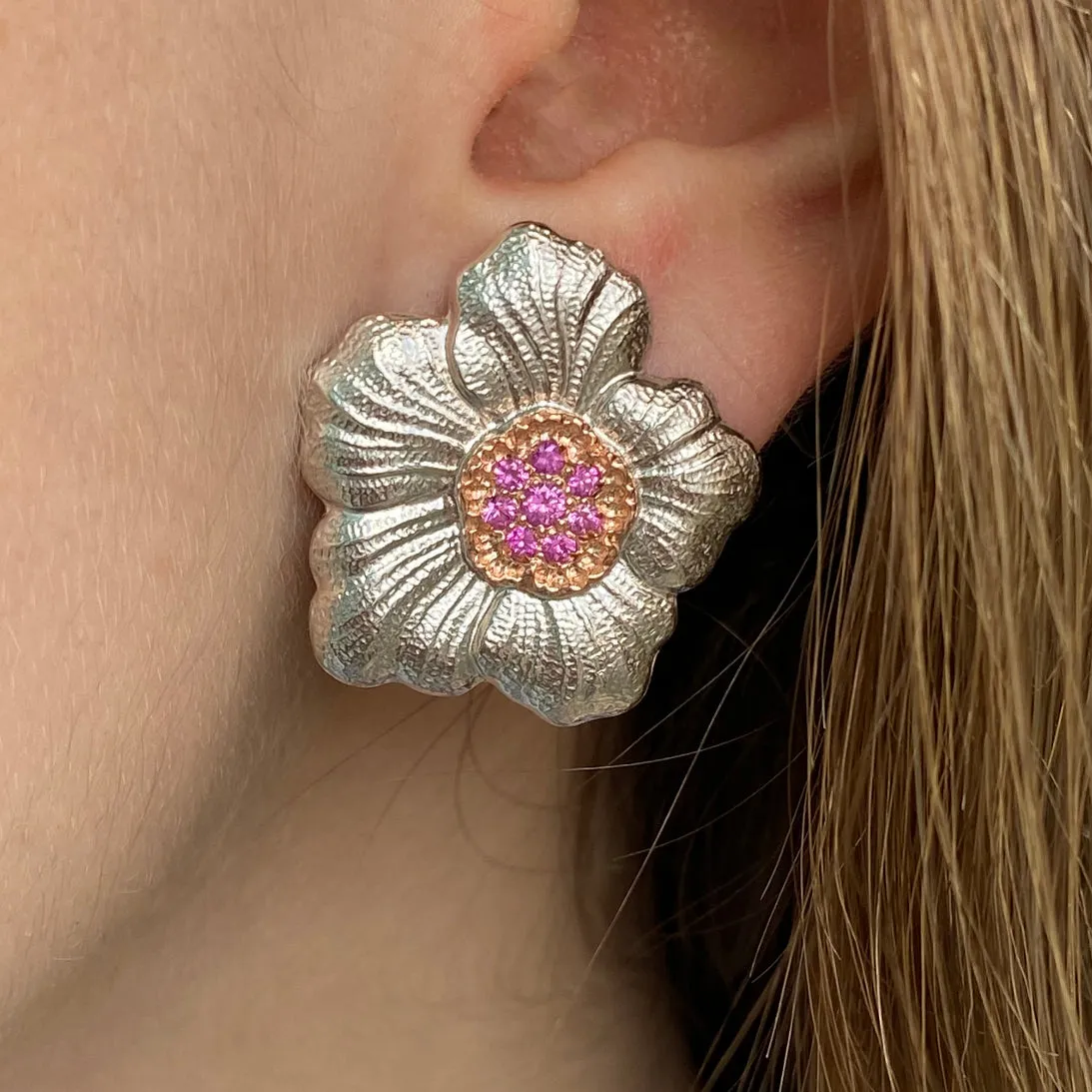 Buccellati - Blossoms Gardenia - Button Earrings with Pink Sapphires, Sterling Silver with Gold Accents