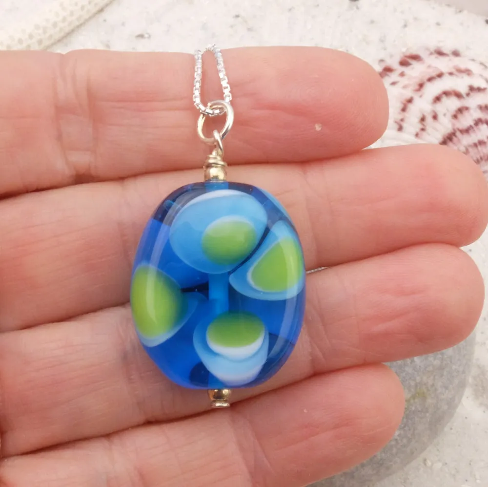 grass and sky bubble pendant