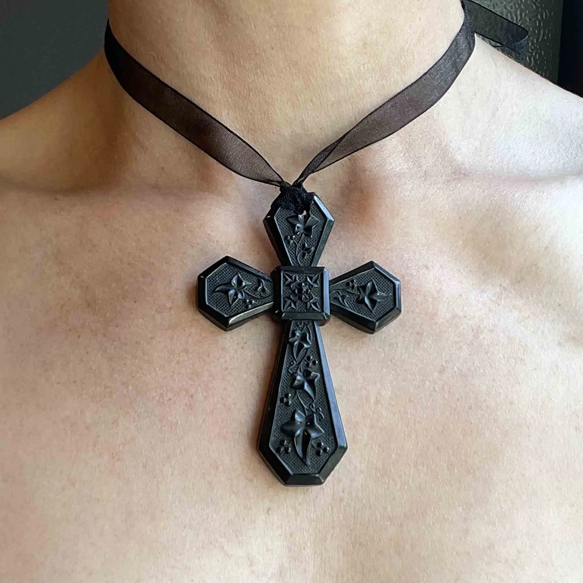 Large Victorian Vulcanite Ivy Leaf Cross Pendant Necklace